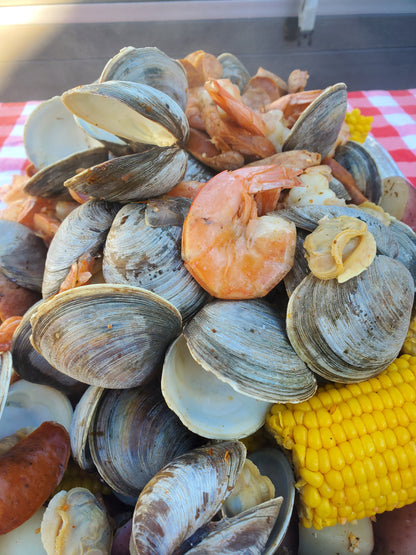 Middle Neck Clams 100 ct bag